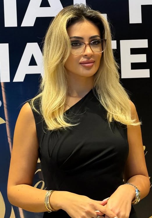 Həkim-kosmetoloq Dr. Sara Mirzəyeva
